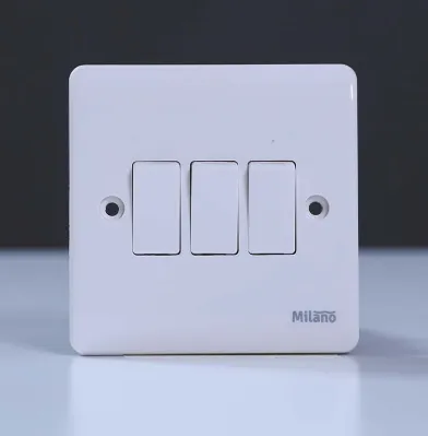 SOPAR 3GANG 1WAY SWITCH 10A 7X7