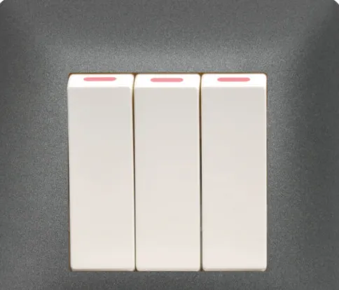 VGT 3GANG 1WAY SWITCH 10A 7X7